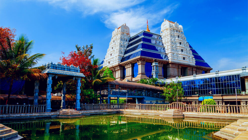Unveiling the Spiritual Oasis: ISKCON Bangalore